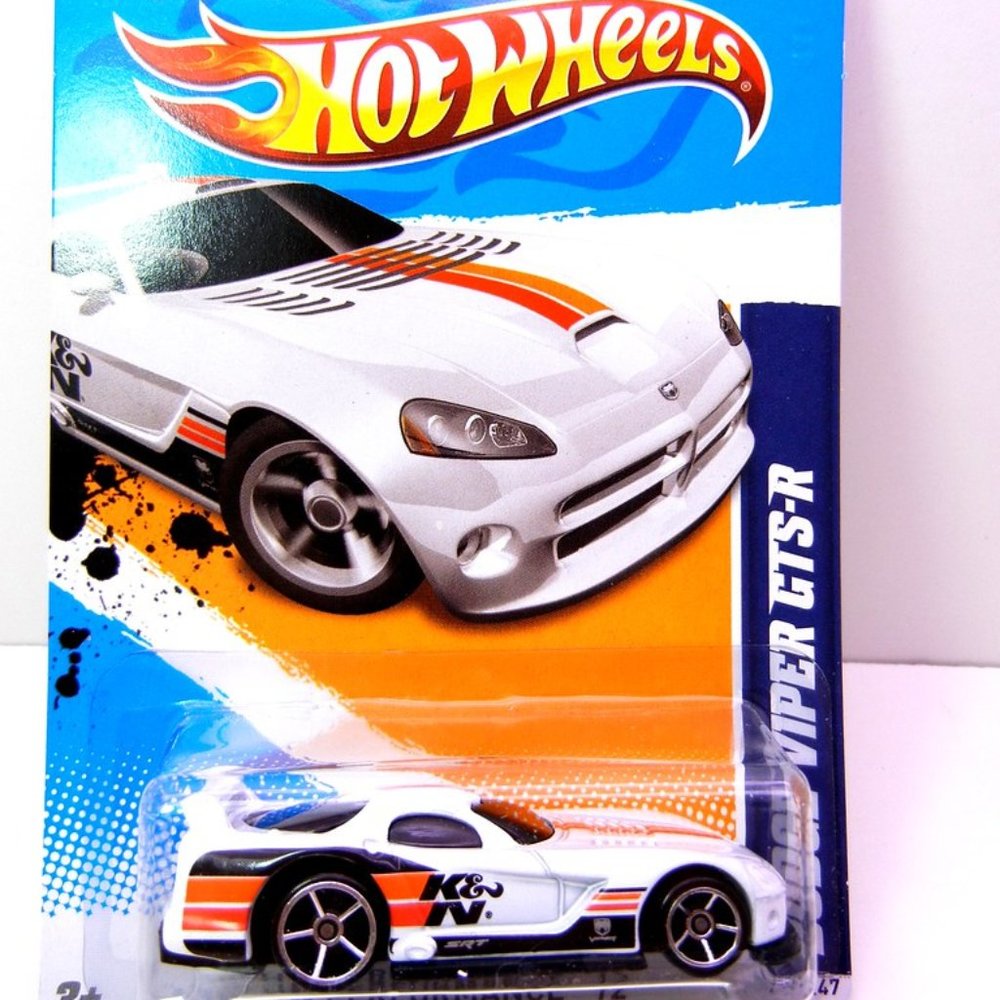 Hot Wheels Dodge Viper GTS-R
